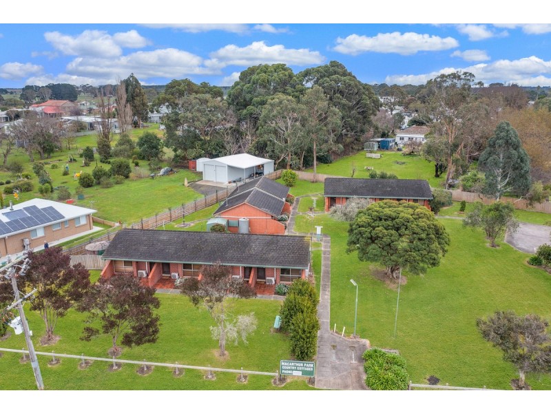 5 Russell Street, Macarthur VIC 3286