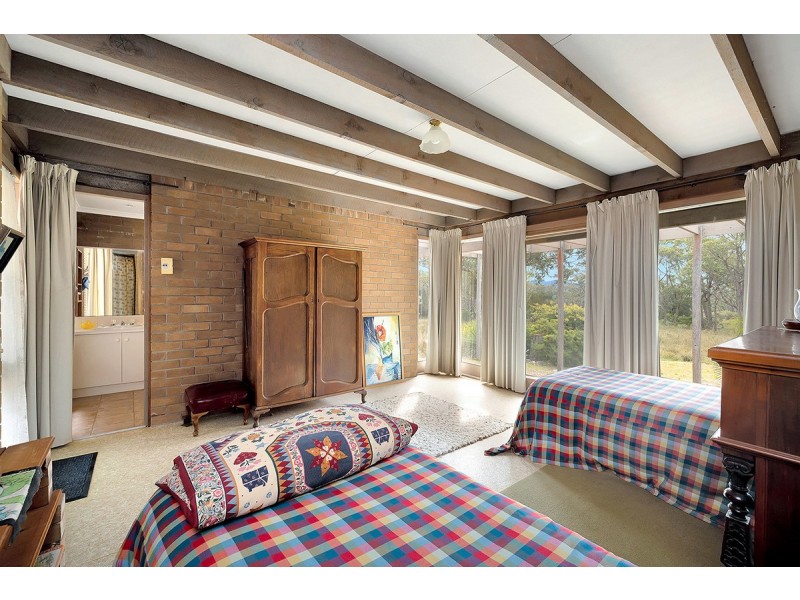 25 Henham Track, Mirranatwa VIC 3294