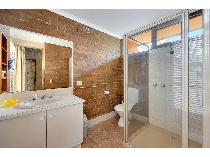 25 Henham Track, Mirranatwa VIC 3294