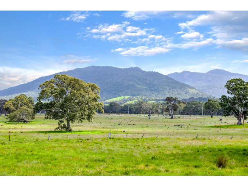 Coach Road, Buangor VIC 3375