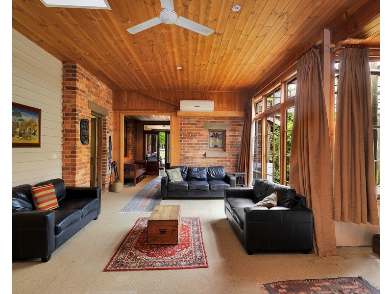 271 Pierrepoint Road, Tarrington VIC 3301