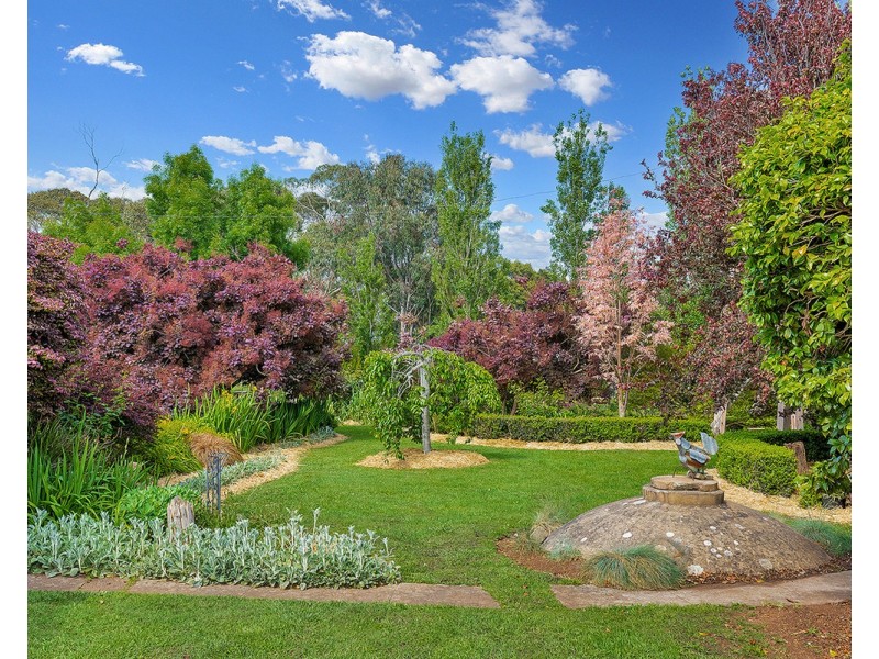 271 Pierrepoint Road, Tarrington VIC 3301