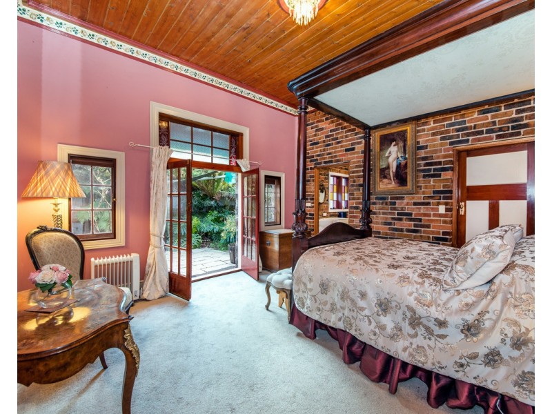 30 Burns Street, Hamilton VIC 3300