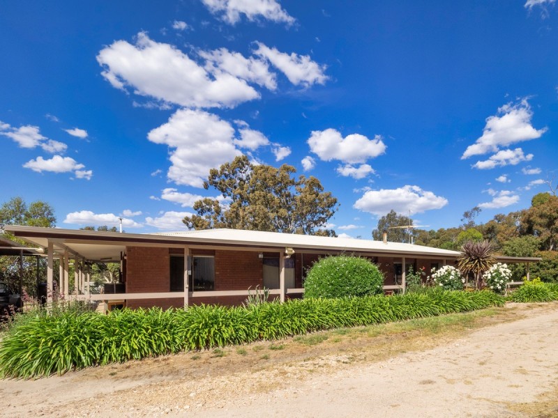 94 Westgate Road, Armstrong VIC 3377