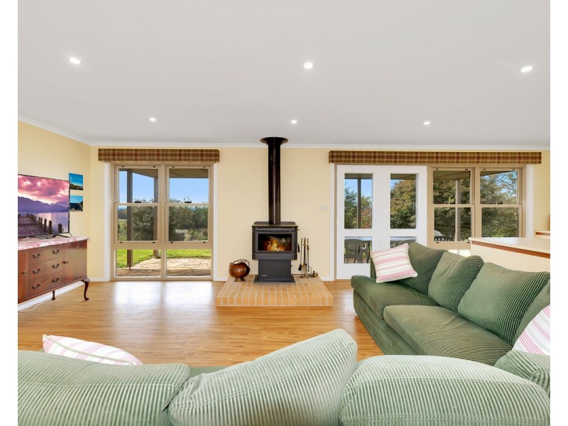 654 Spring Hill Road, Spring Hill VIC 3444