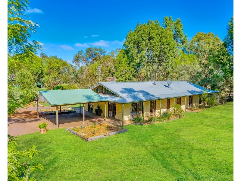 4 J Addinsalls Road, Hamilton VIC 3300