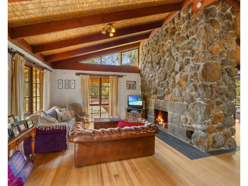 4 J Addinsalls Road, Hamilton VIC 3300