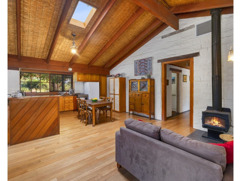 4 J Addinsalls Road, Hamilton VIC 3300