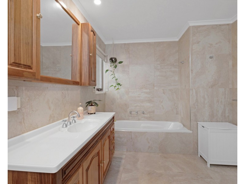 22 Tatlock Street, Hamilton VIC 3300