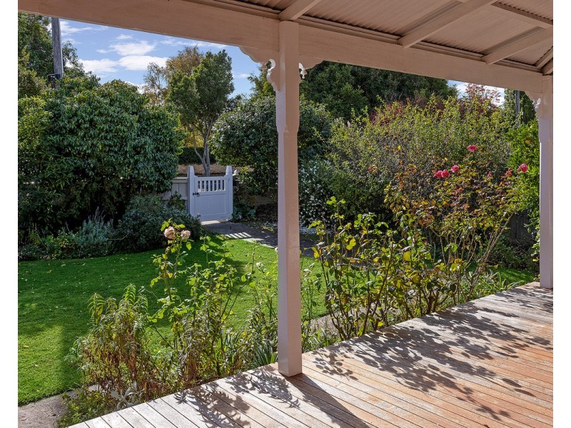 30 Skene Street, Hamilton VIC 3300