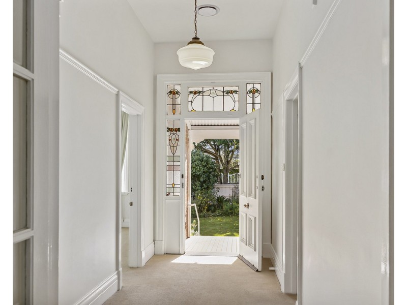 30 Skene Street, Hamilton VIC 3300