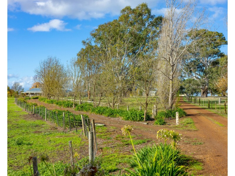 120 McKellars Road, Yulecart VIC 3301