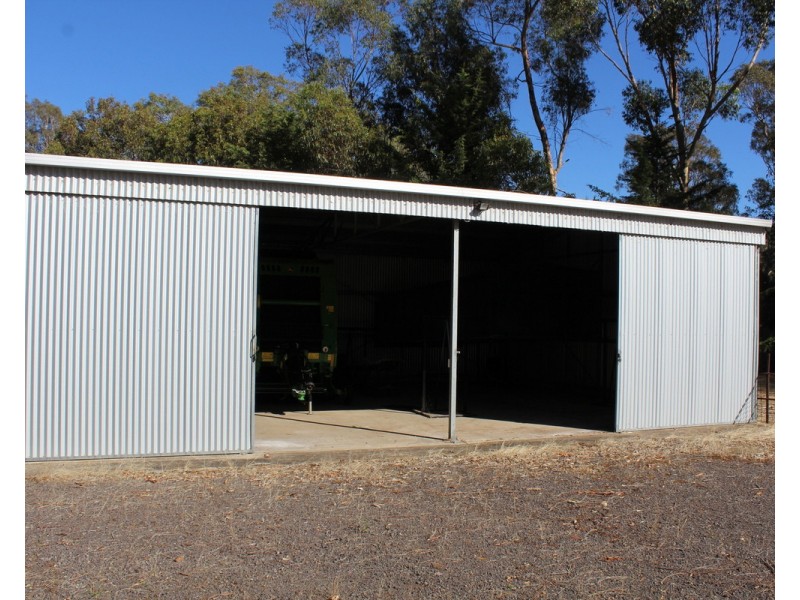 412 Victoria Point Road, Victoria Valley VIC 3294