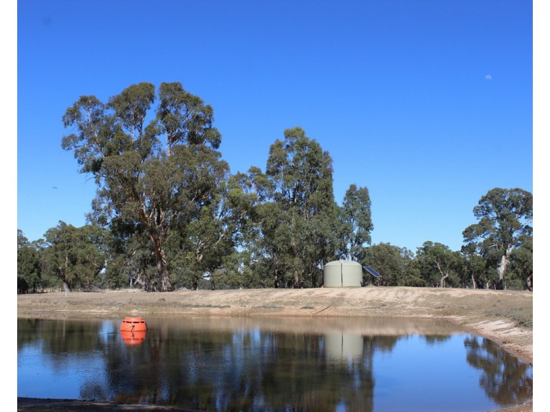 412 Victoria Point Road, Victoria Valley VIC 3294