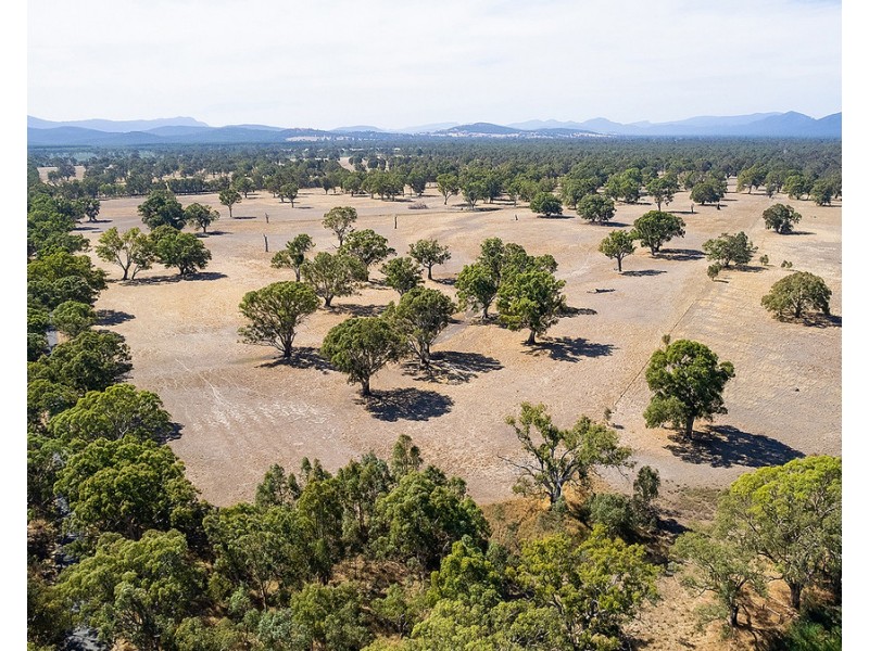 412 Victoria Point Road, Victoria Valley VIC 3294