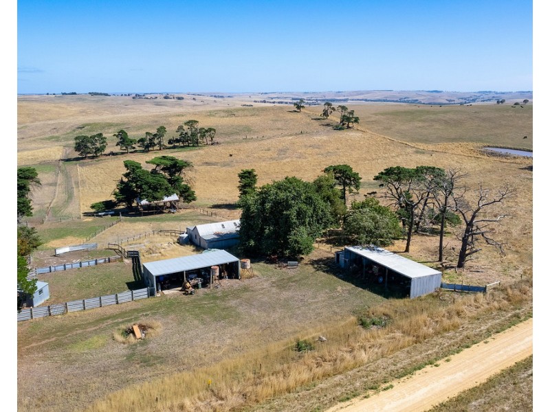 109 Eagles Road, Paschendale VIC 3315