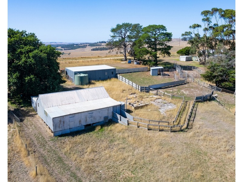 109 Eagles Road, Paschendale VIC 3315
