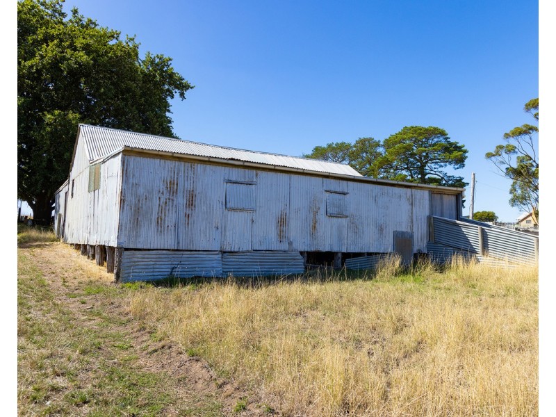 109 Eagles Road, Paschendale VIC 3315