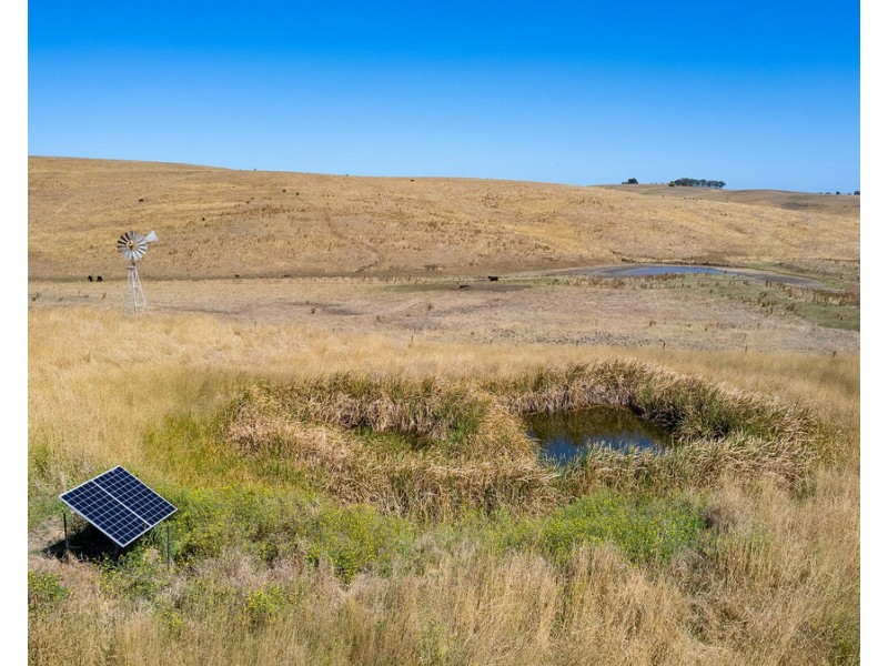 109 Eagles Road, Paschendale VIC 3315