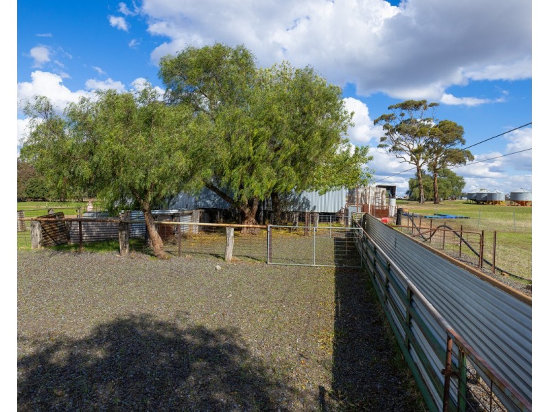 722 Mitre Road, Nurcoung VIC 3401