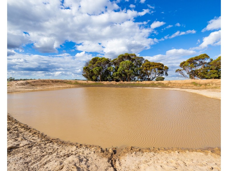 722 Mitre Road, Nurcoung VIC 3401