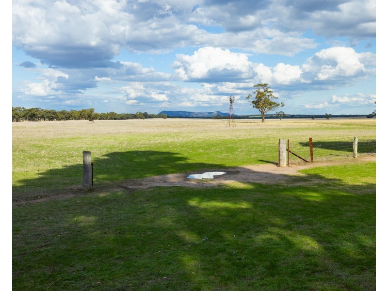 722 Mitre Road, Nurcoung VIC 3401