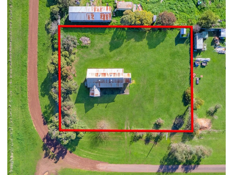 1 Ritchie Street, Caramut VIC 3274