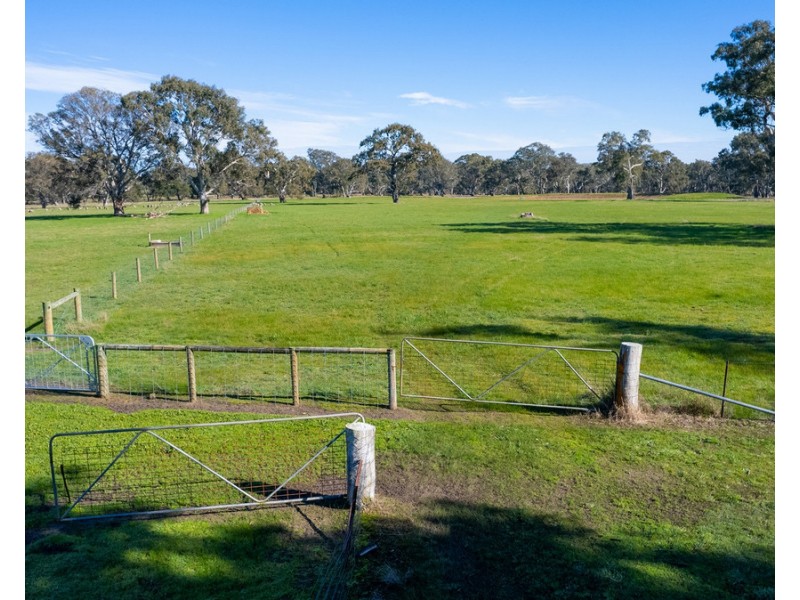 252 Wannon Nigretta Road, Wannon VIC 3301