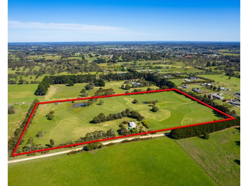 100 Kurtzes Road, Hamilton VIC 3300