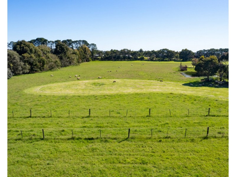 100 Kurtzes Road, Hamilton VIC 3300