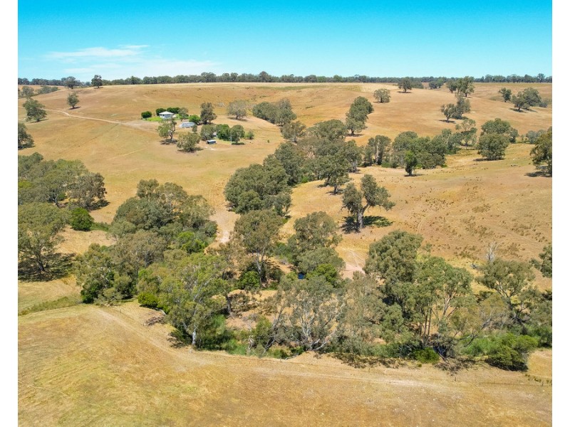 219 Gibsons Road, Tarrayoukyan VIC 3315