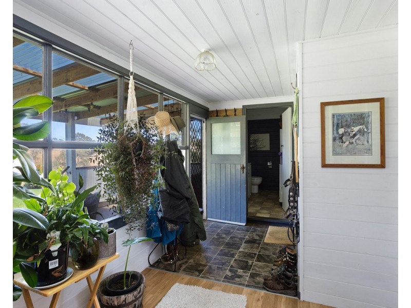 219 Gibsons Road, Tarrayoukyan VIC 3315