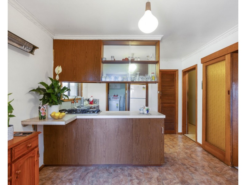 42 Laidlaw Street, Hamilton VIC 3300