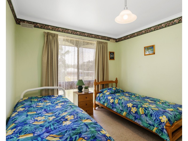 42 Laidlaw Street, Hamilton VIC 3300