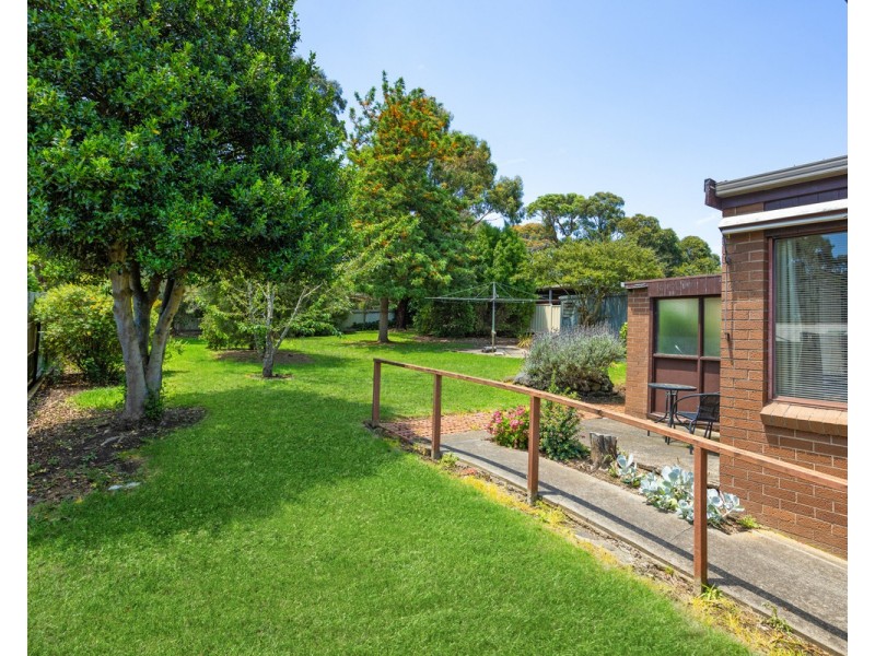 42 Laidlaw Street, Hamilton VIC 3300