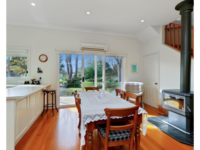10 Ardonachie Street, Macarthur VIC 3286