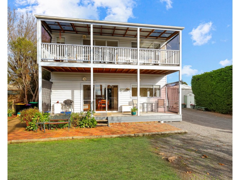 10 Ardonachie Street, Macarthur VIC 3286