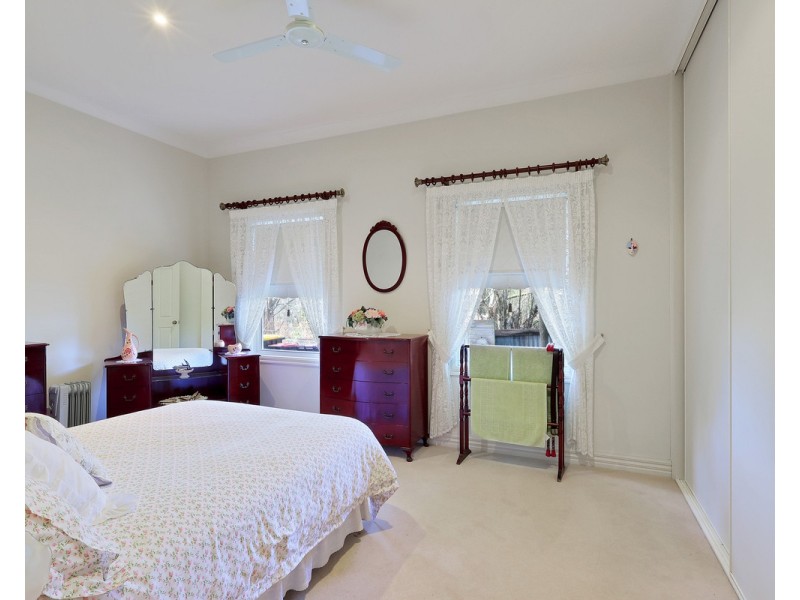 10 Ardonachie Street, Macarthur VIC 3286