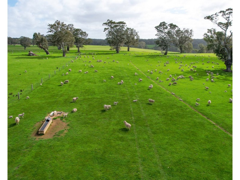 3320 Casterton-Edenhope Road, Chetwynd VIC 3312