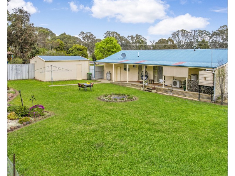 14 Barker Street, Cavendish VIC 3314