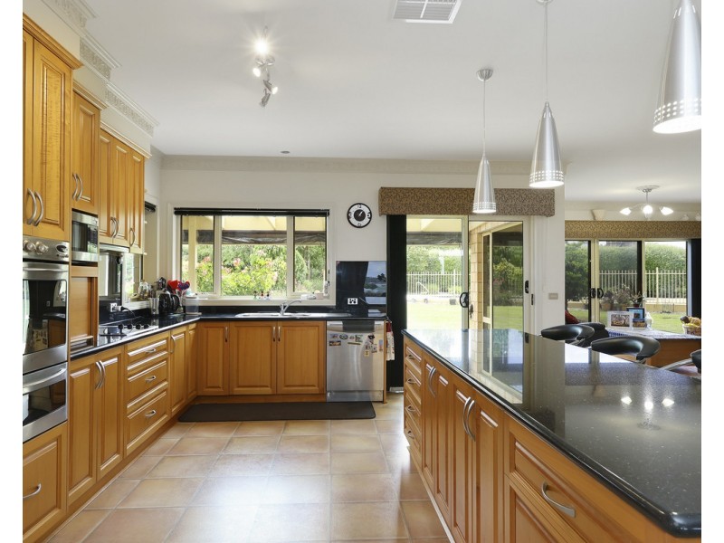 65 Leura Lane, Hamilton VIC 3300