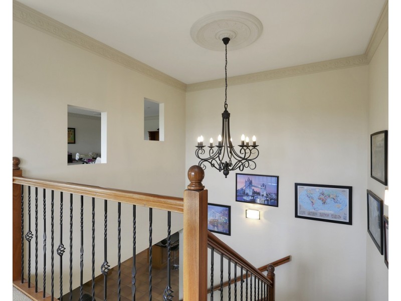 65 Leura Lane, Hamilton VIC 3300