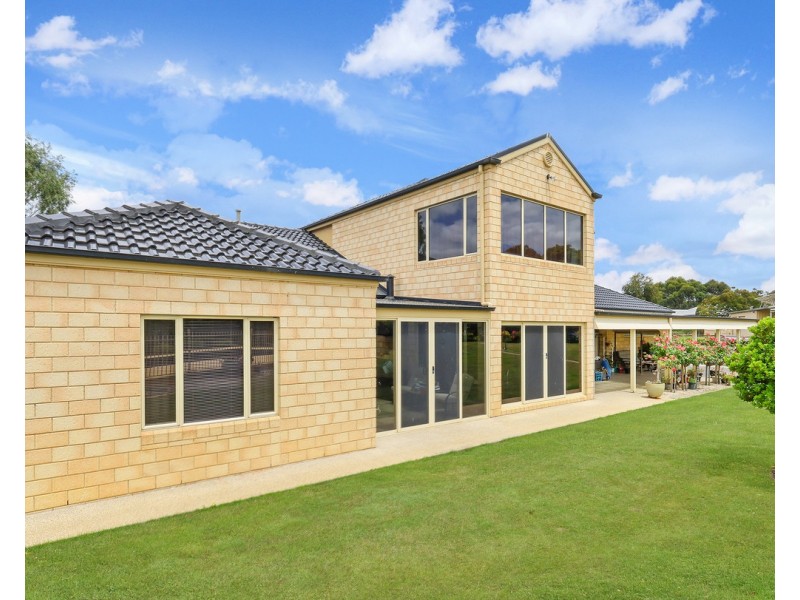 65 Leura Lane, Hamilton VIC 3300