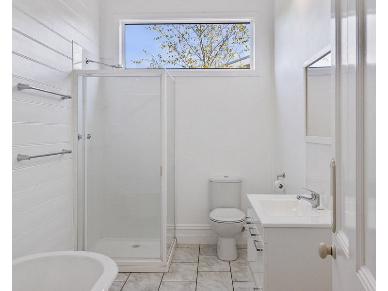 30 Skene Street, Hamilton VIC 3300