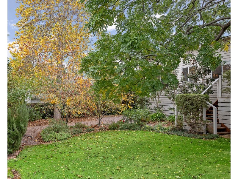30 Skene Street, Hamilton VIC 3300