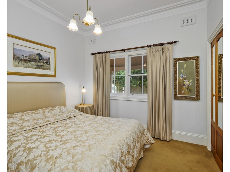 7 Grosvenor Place, Hamilton VIC 3300