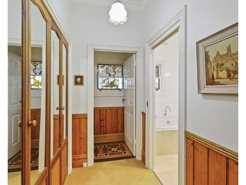 7 Grosvenor Place, Hamilton VIC 3300