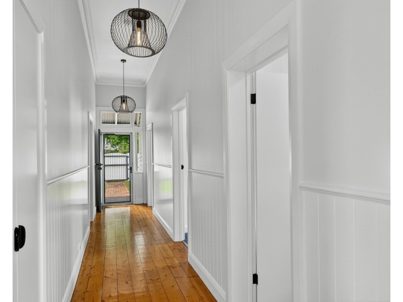 16 Goldsmith Street, Hamilton VIC 3300