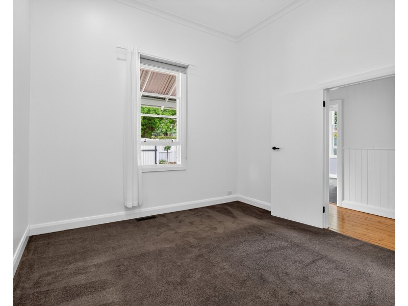 16 Goldsmith Street, Hamilton VIC 3300