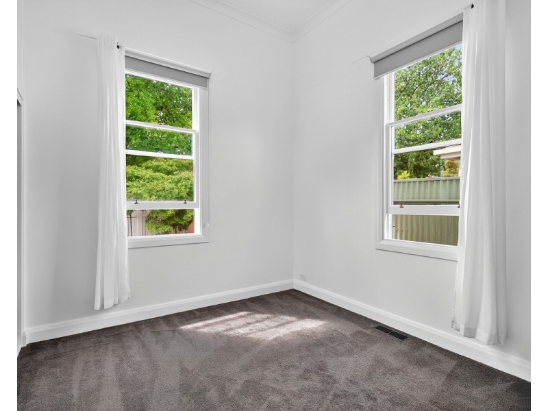 16 Goldsmith Street, Hamilton VIC 3300